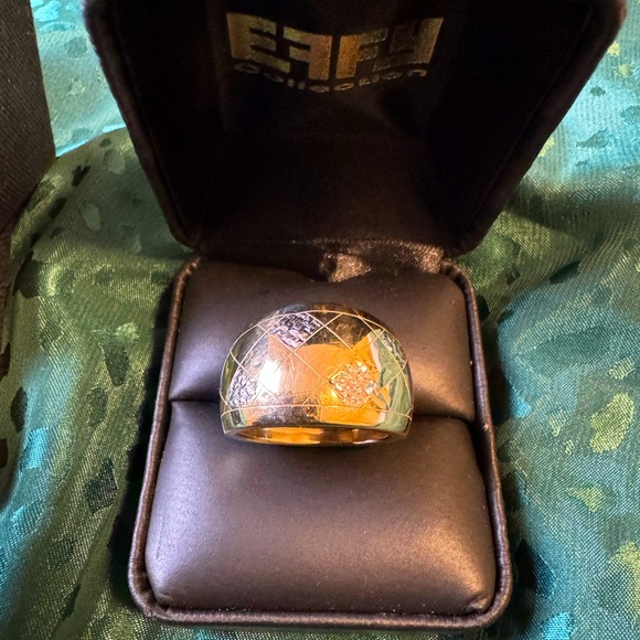 Chunky Italian 14kt Gold Ring - Picture 1 of 11